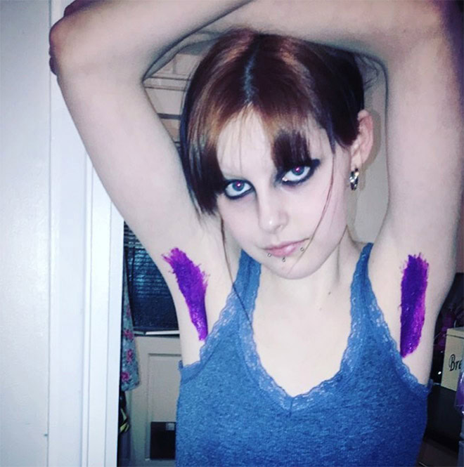 Dyed armpits.